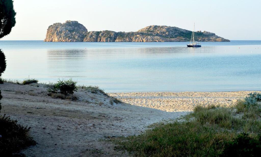 Eco Village Baia Delle Ginestre Teulada Luaran gambar